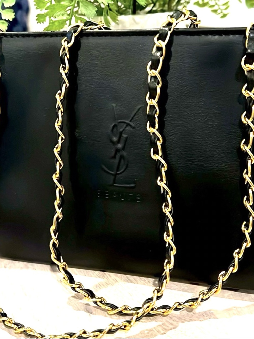 Yves Saint Laurent Black Shoulder clutch Bag with woven unbranded chain strap - Picture 3 of 12